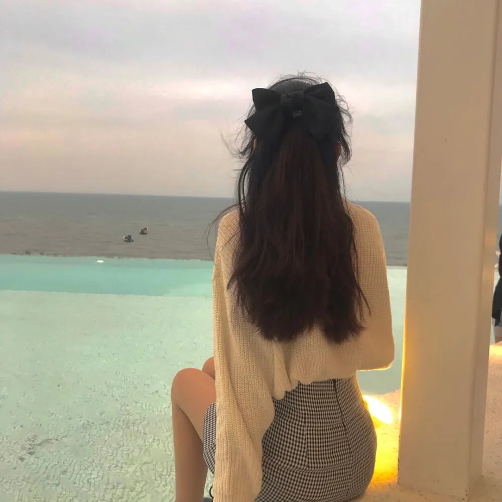 早餐时女歌迷快闪